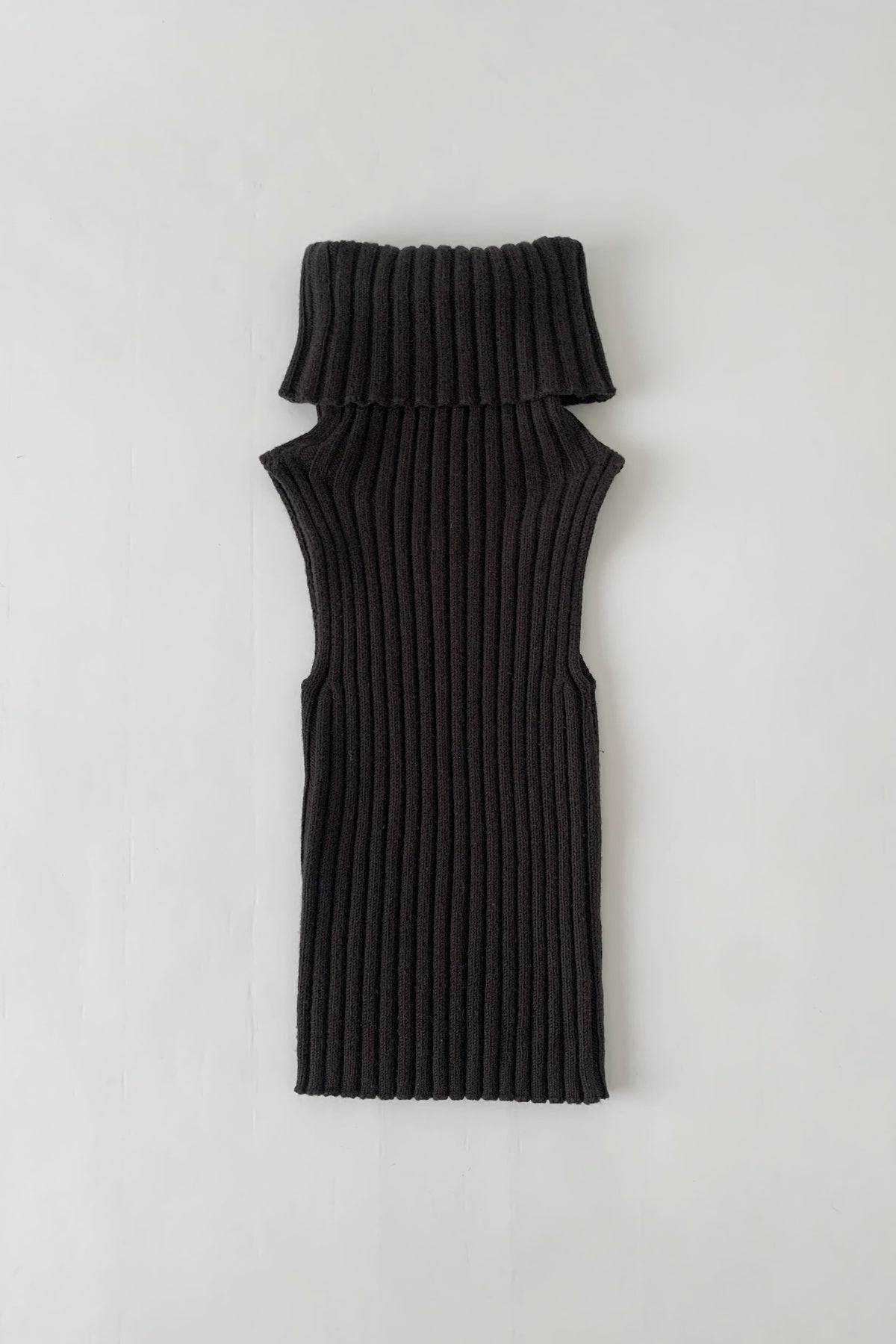 Italy dark brown high neck vest