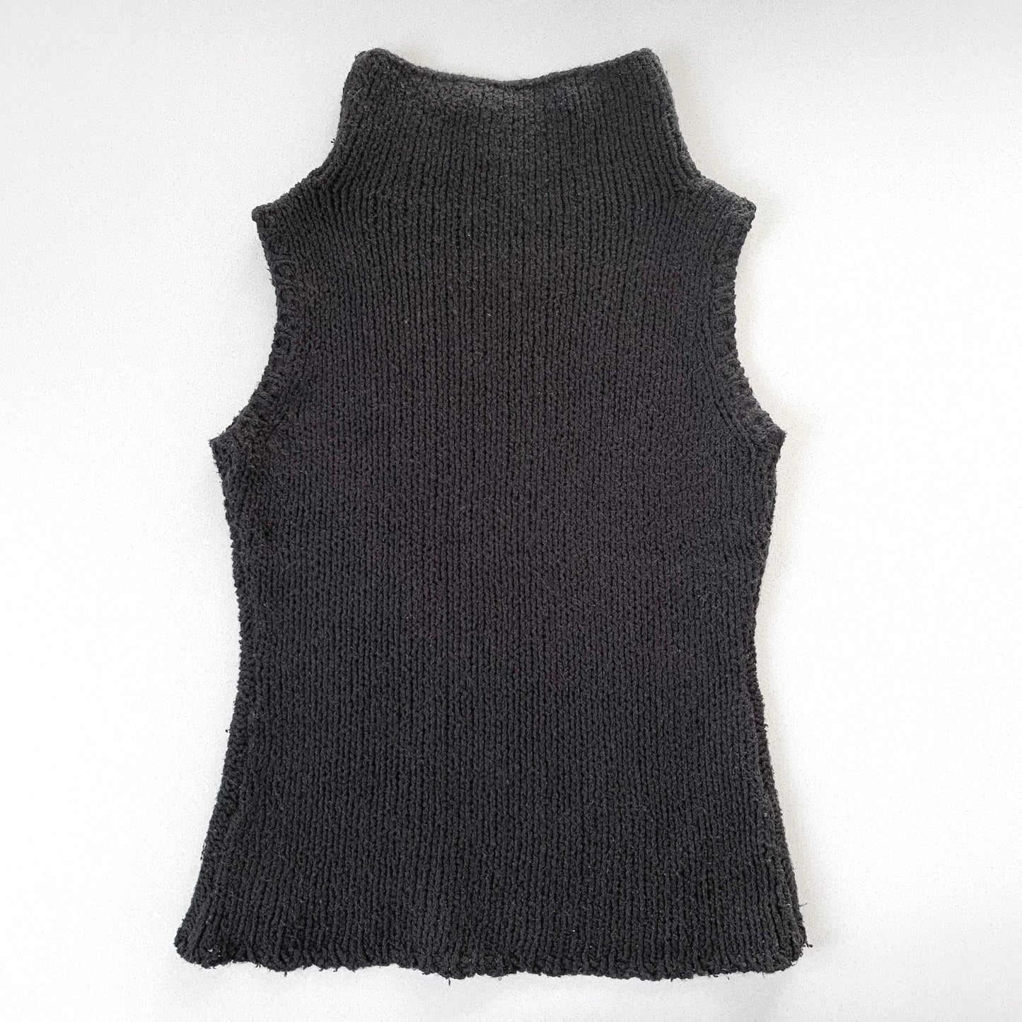 black knit design vest