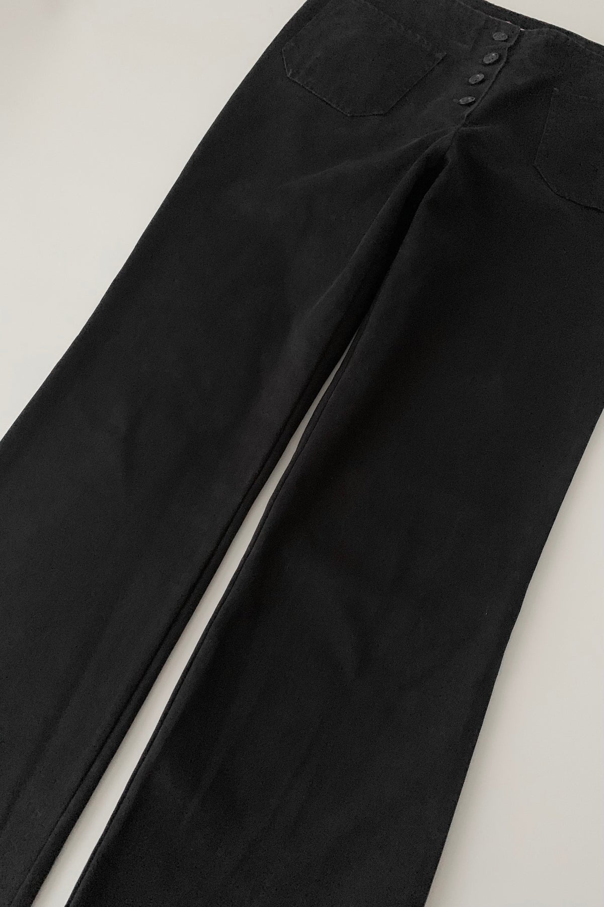 black waist buttons cotton pants