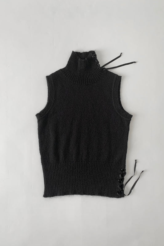 black side ribbon vest
