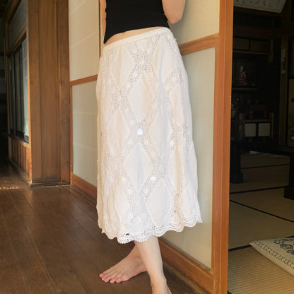 white crochet sequins skirt