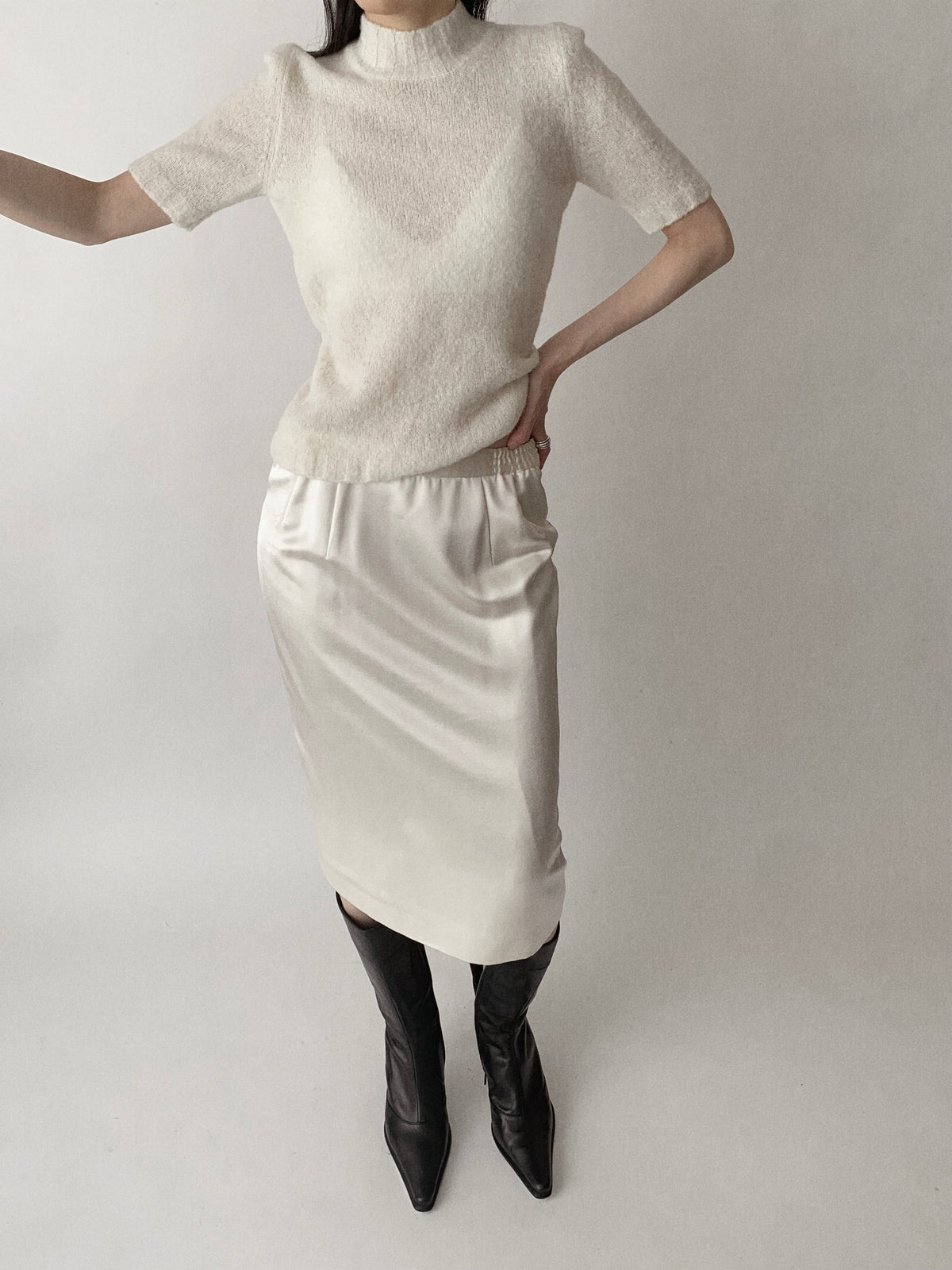 Italy ivory knit short sleeve tops