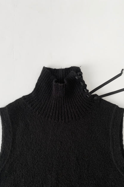 black side ribbon vest