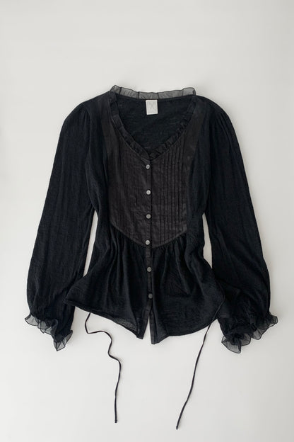 black waist mark wool blouse