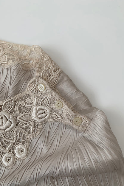 light beige pleats lace tops