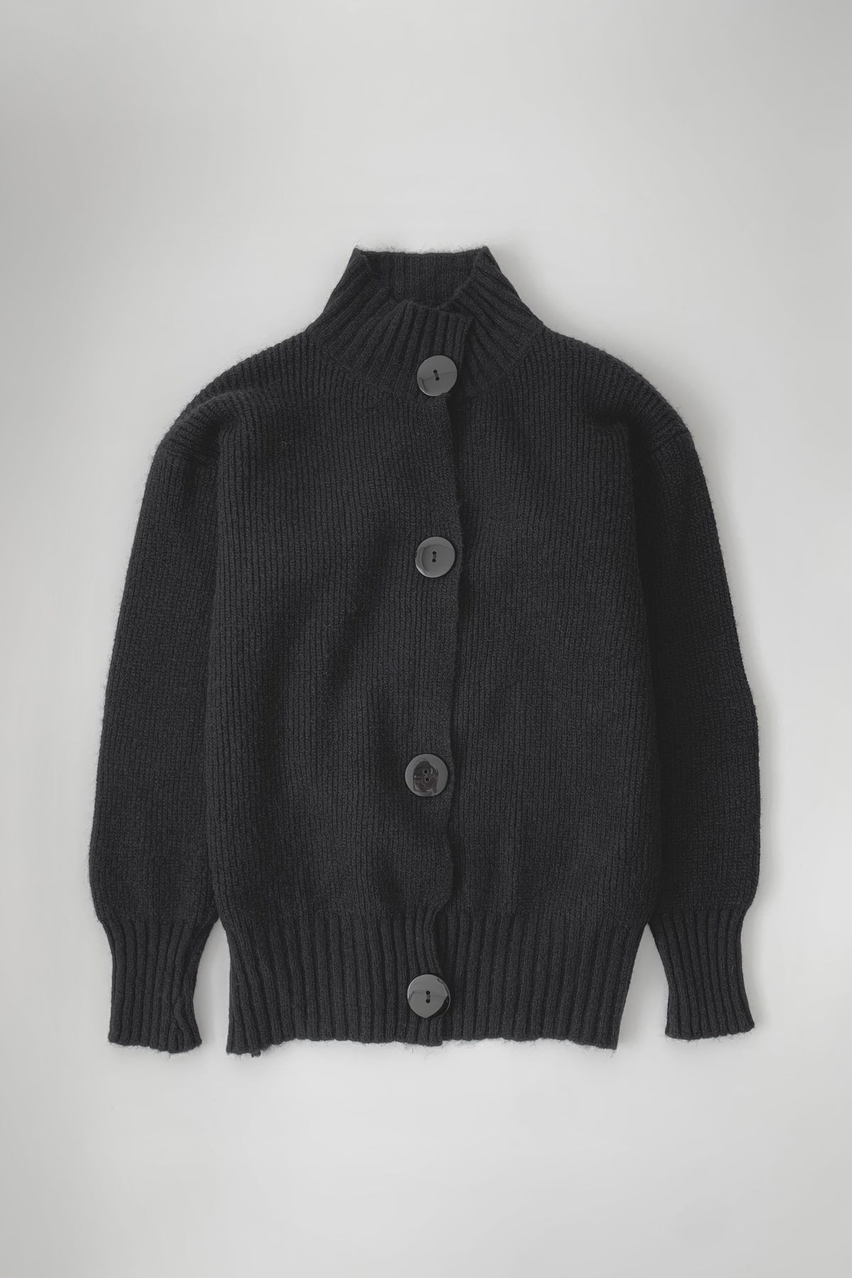 black big buttons over sized knit