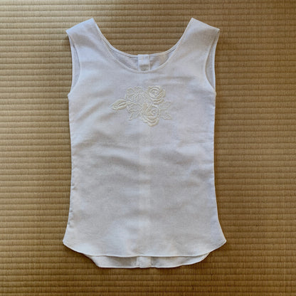 white flower embroidery tops