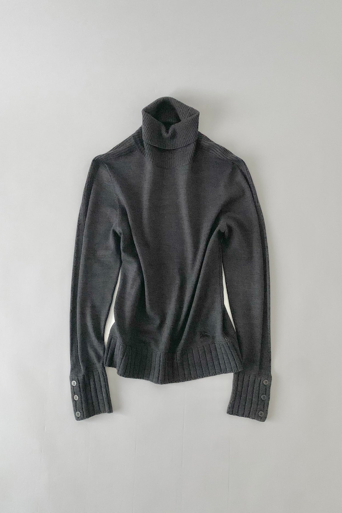 Burberry dark gray wool knit