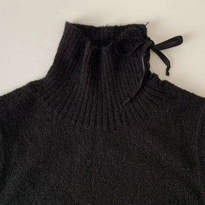 black side ribbon vest