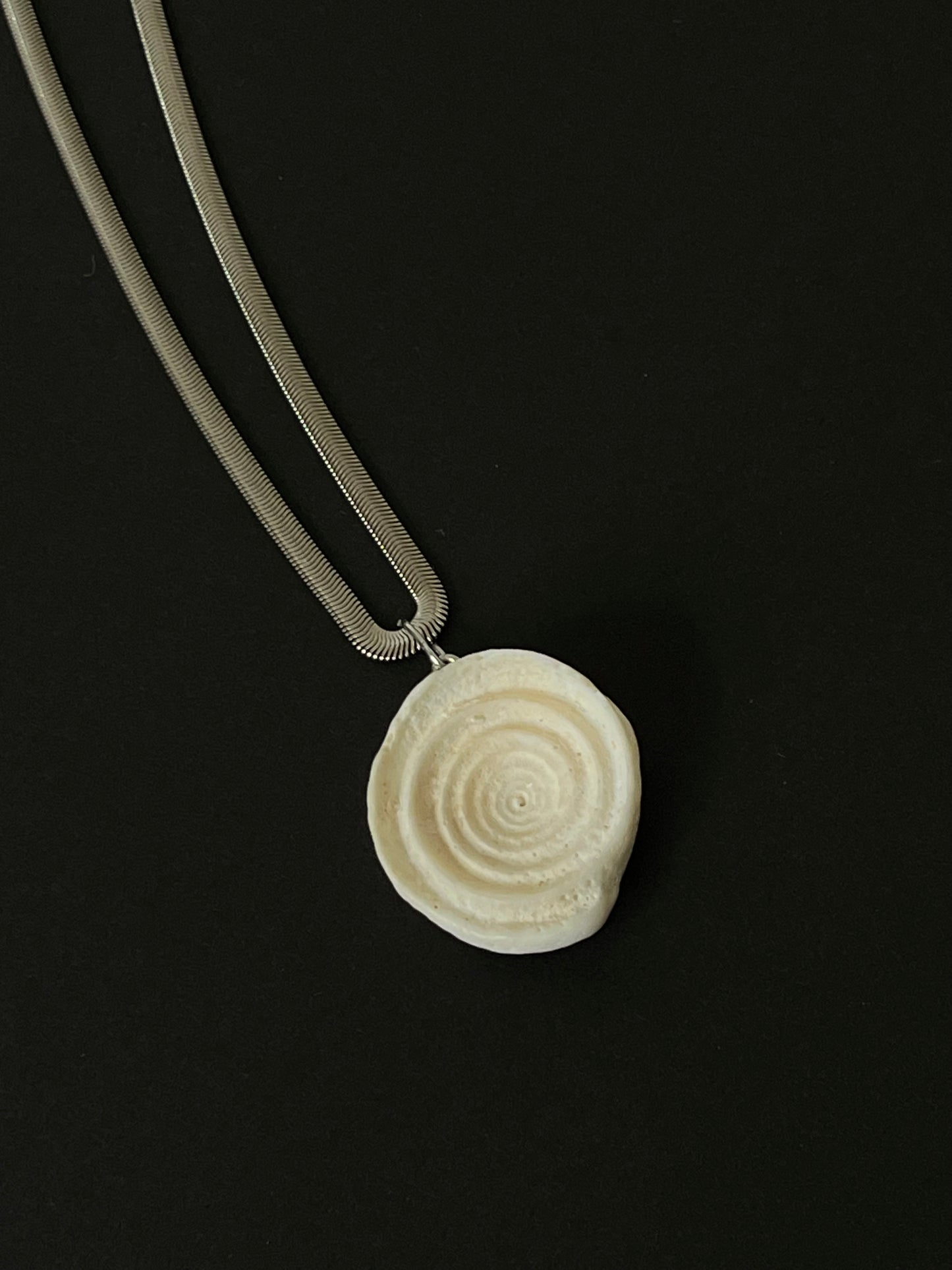 real shell pendant necklace