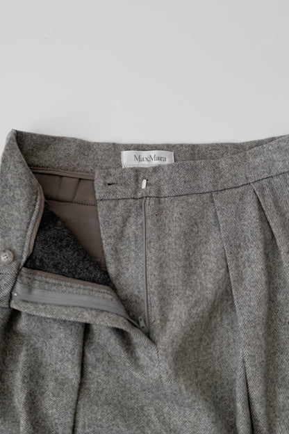 MaxMara  gray tweed balloonskirt