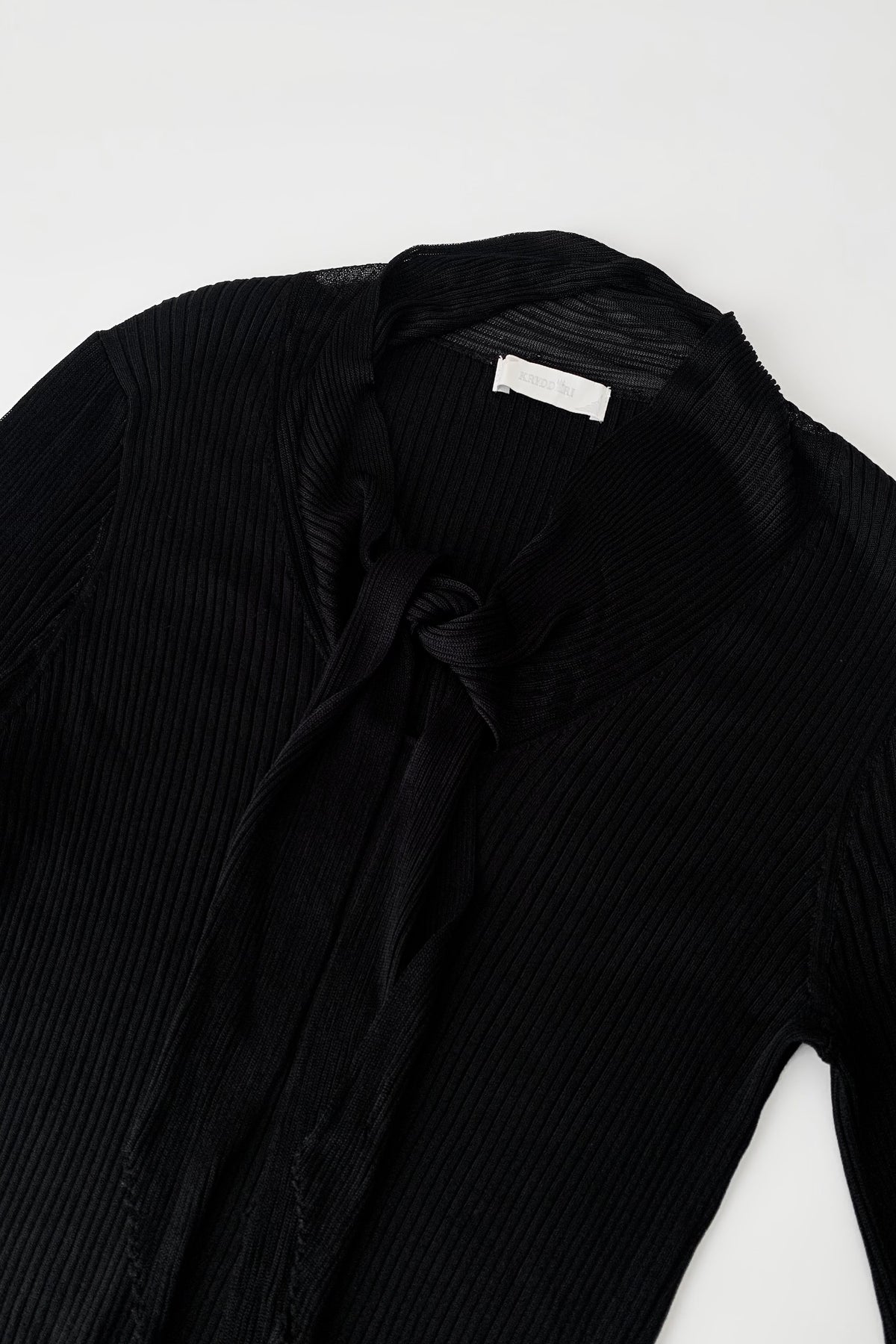 black rib tie design tops