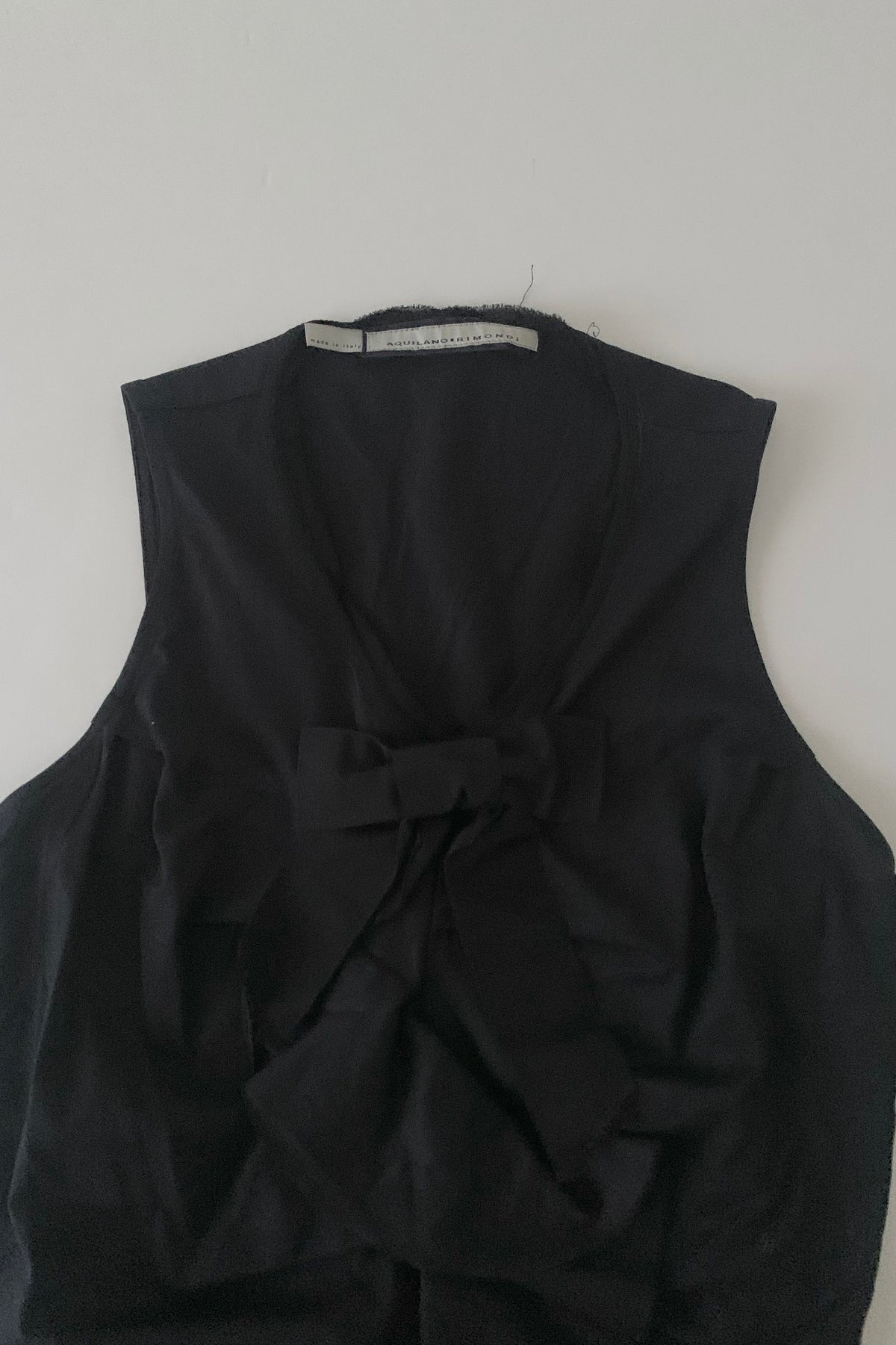 Italy black center ribbon tunic tops