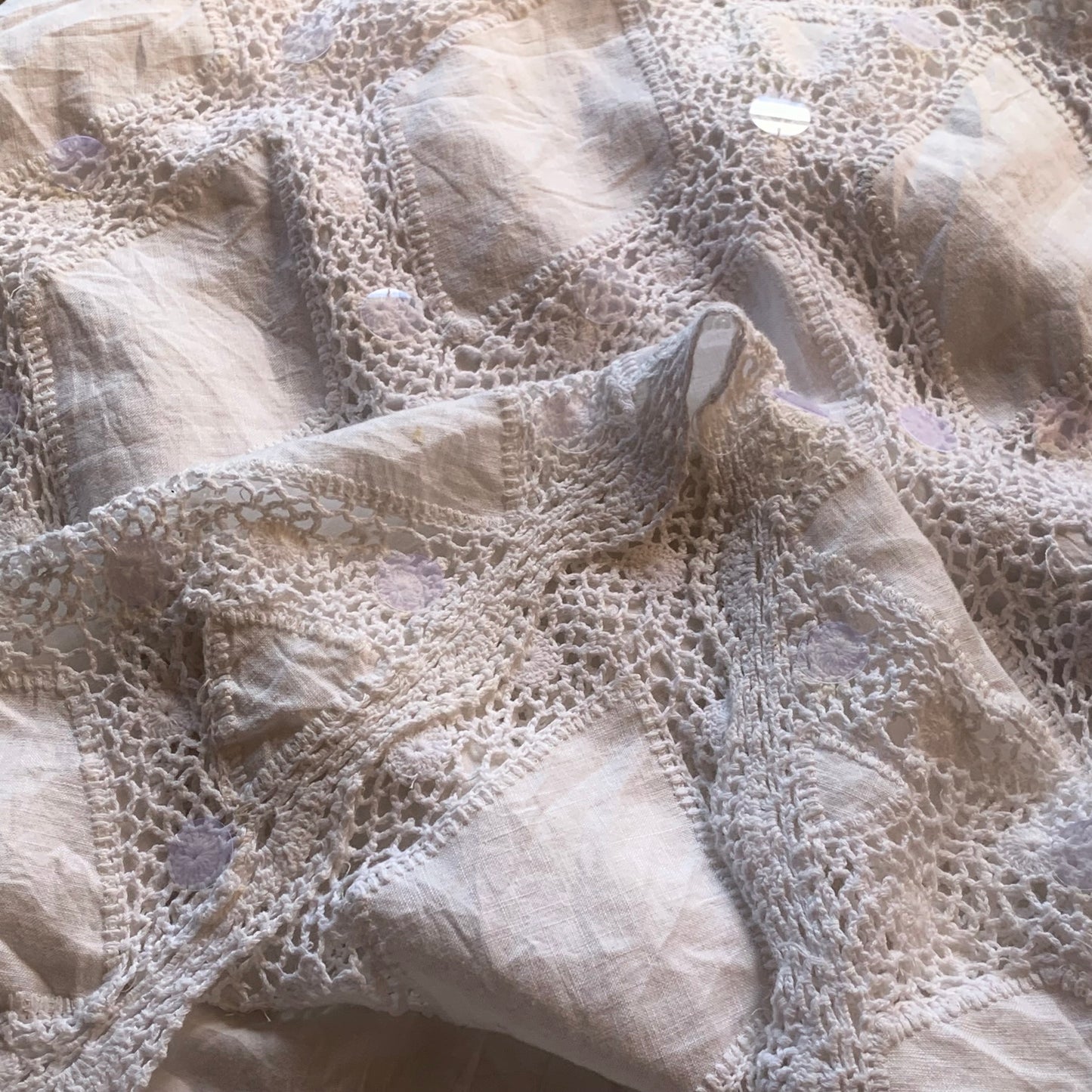 white crochet sequins skirt