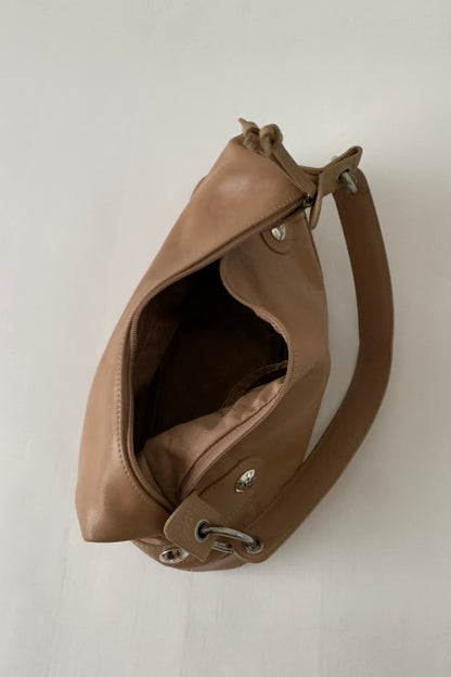 LONGCHAMP camel brown leather silver pointed bag