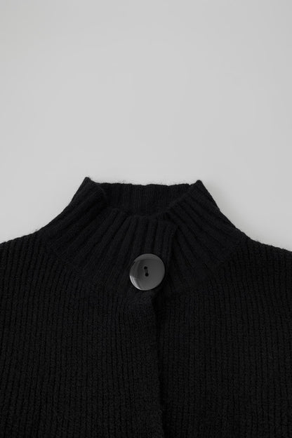 black big buttons over sized knit