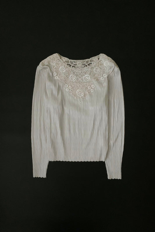 light beige pleats lace tops