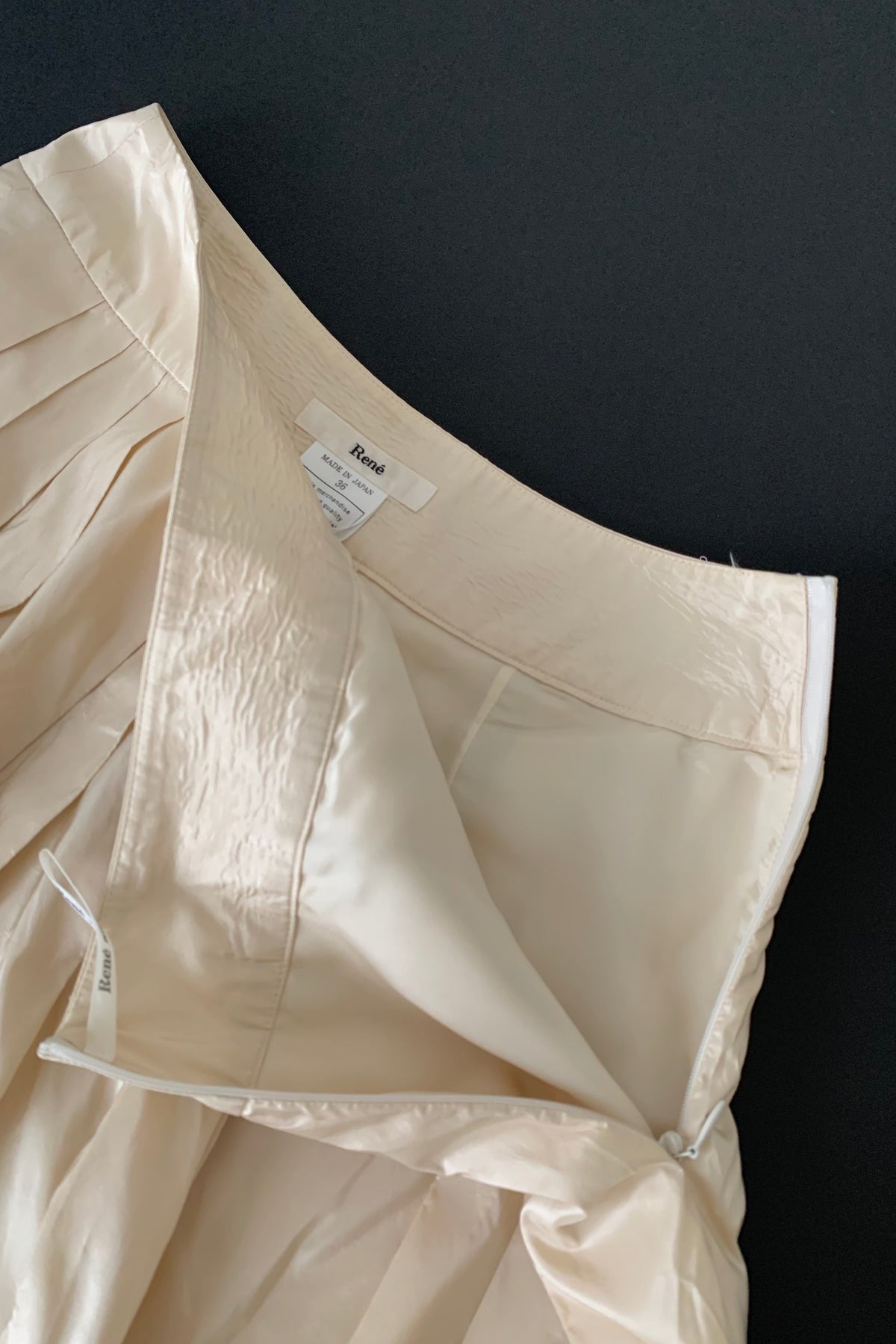 cream balloon flare silk skirt