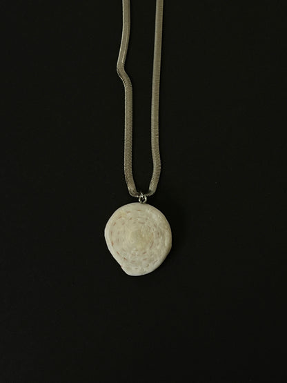 real shell pendant necklace