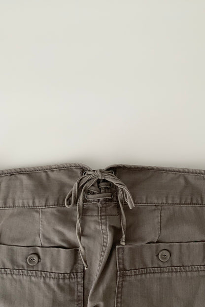 charcoalg gray waist design pants