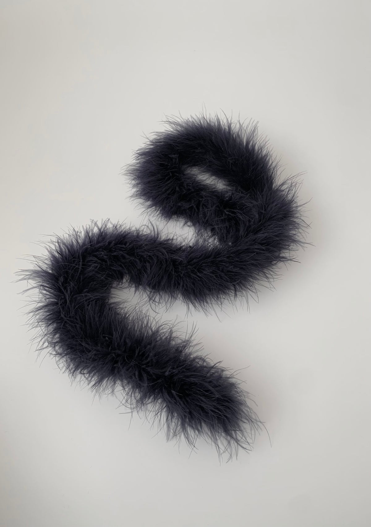 dark purple fur tie