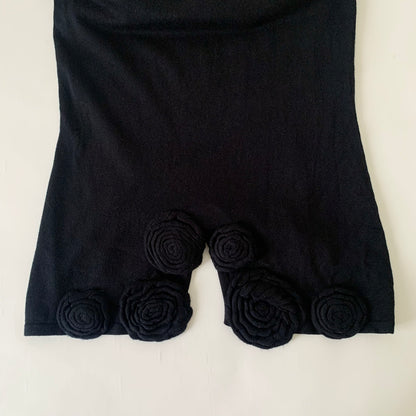 black rose motif knit vest